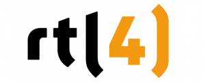 Een afbeelding van het logo van de Nederlandse televisiezender RTL 4. Het logo toont de letters 'RTL' in grote, witte letters met daaronder het cijfer '4' in het blauw. De letters en het cijfer staan op een zwarte achtergrond. Het logo heeft een moderne uitstraling en is herkenbaar voor veel kijkers van de zender